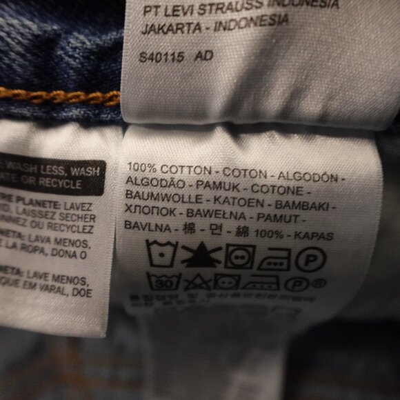 Levi's 501 Cutoff denim shorts women's 33 blue button fly red tab 2 1/2" inseam - Picture 11 of 11